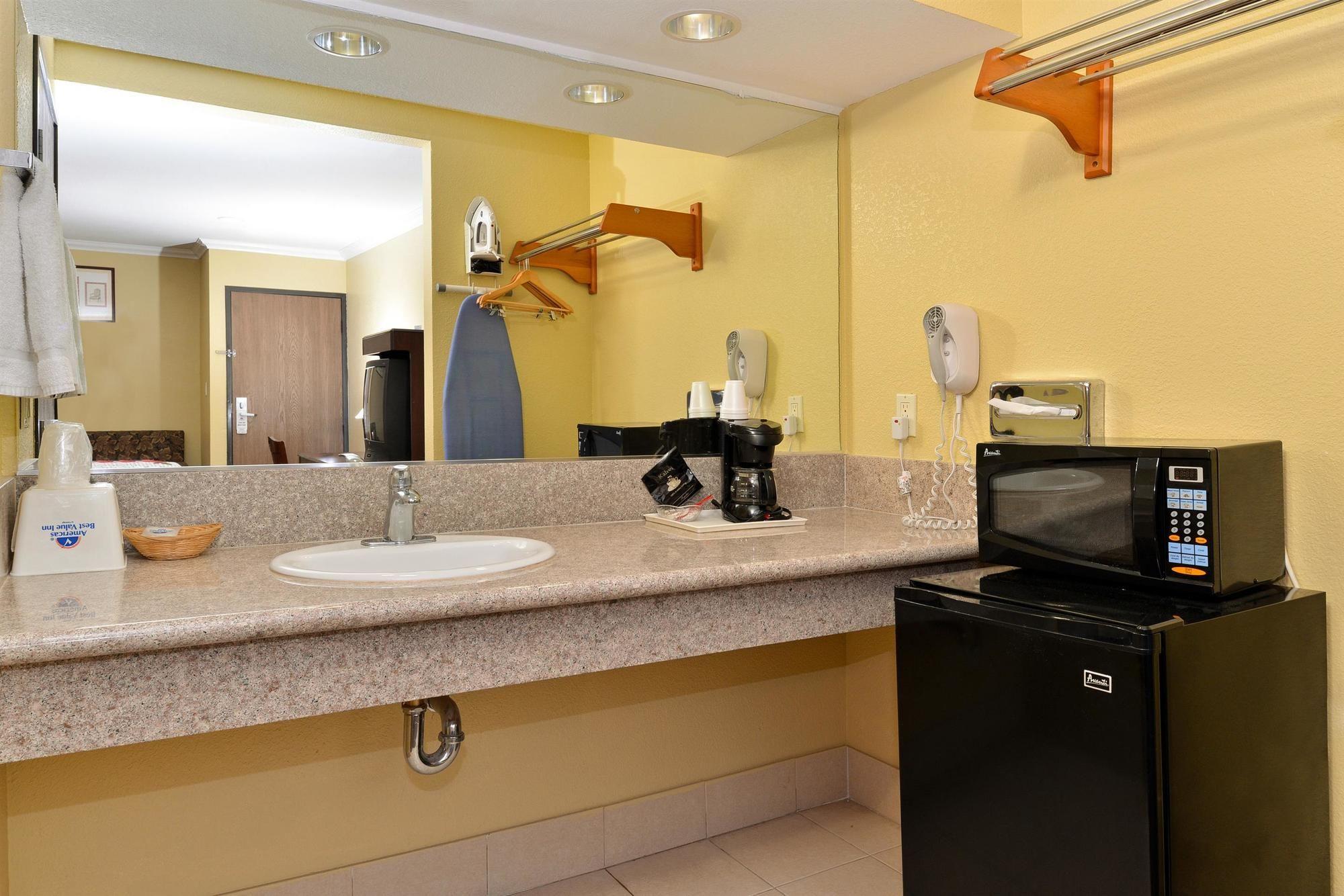 Americas Best Value Inn Пасадина Экстерьер фото